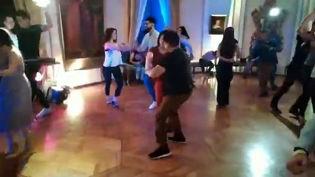 DESPACITO - Luis Fonsi [Salsa version] Bazhena y Kevin | новый замок Гродно | смотреть онлайн