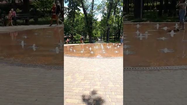 Детский Парк Развлечений КИЕВ УКРАИНА. Детская Железная Дорога. смотреть онлайн