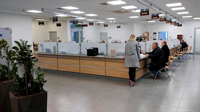 Как иностранцу купить машину в Польше