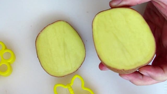 Как сделать печать из картошки.How to make a stamp from potatoes. смотреть онлайн