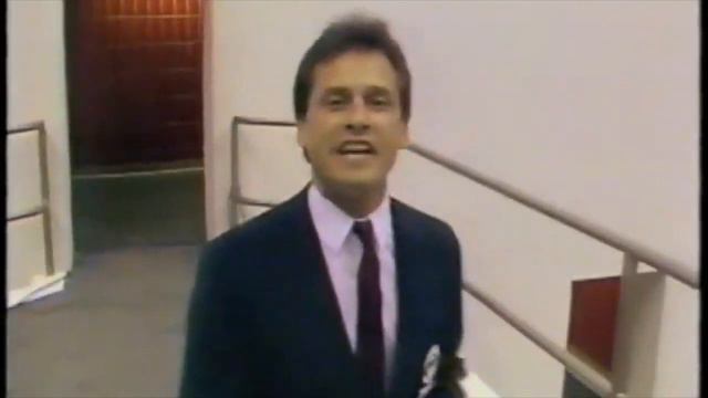 1987 Phil Boggs Jumps from Platform all dressed up during Pan American Games смотреть онлайн
