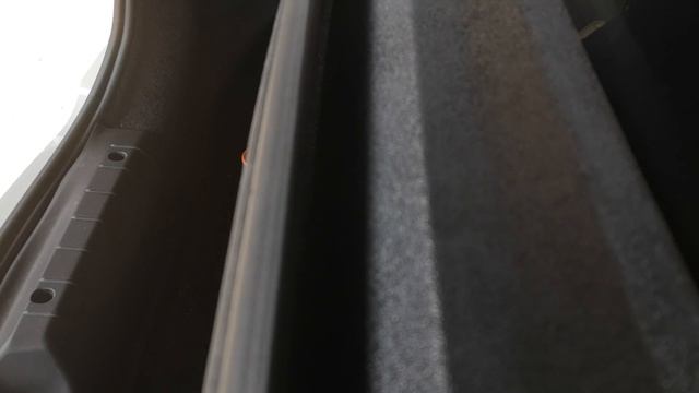 Лада Веста NG 2023 установка Жабо заднего стекла смотреть онлайн