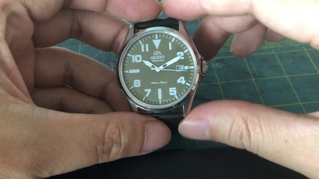 Value for Money: The ORIENT Automatic Military Collection CER2D009F (or ER2D009F) Olive Green Dial смотреть онлайн