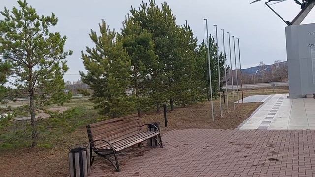 Аэродром Танай. Музей авиации и военной техники, на фоне горнолыжного курорта. С праздником Победы! смотреть онлайн