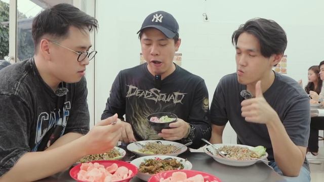 NASI GORENG FAV ALM BONDAN WINARNO!! NASGOR KEMBANG BAWANG, KECOMBRANGNYA BERASA BANGET!! MAKNYUS!! смотреть онлайн