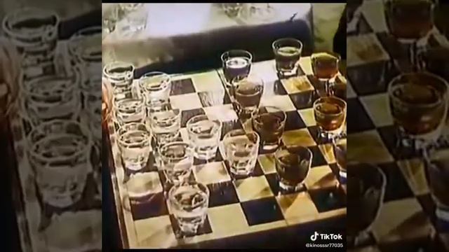 Игра в шашки смотреть онлайн