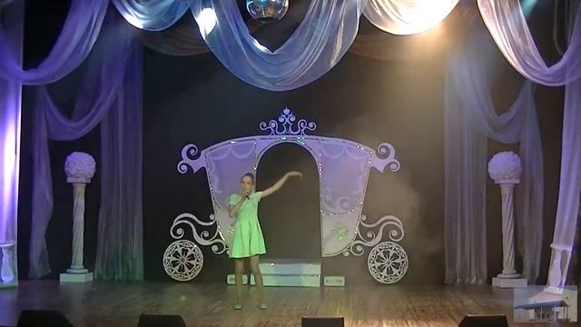 На балу у Золушки 2019 смотреть онлайн