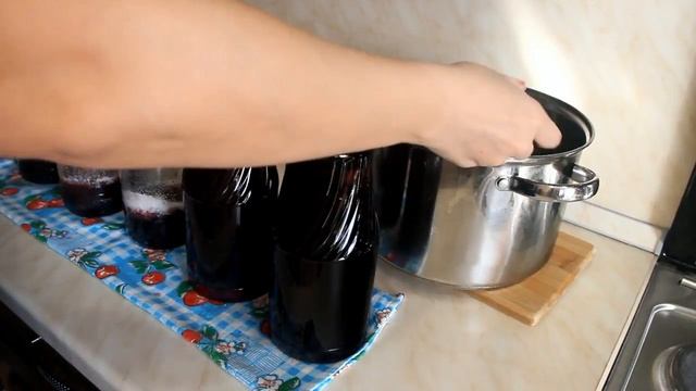 Компот из жимолости / Заготовка на зиму смотреть онлайн