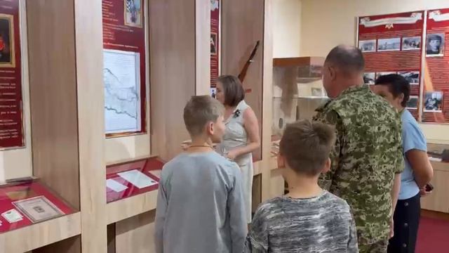 Экскурсия в воинскую часть - 2 смотреть онлайн