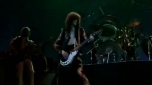 Led Zeppelin - In My Time of Dying - 1975 Earls Court смотреть онлайн