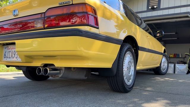 1988 Honda Prelude Si 4WS 4 Wheel Steering Demonstration смотреть онлайн
