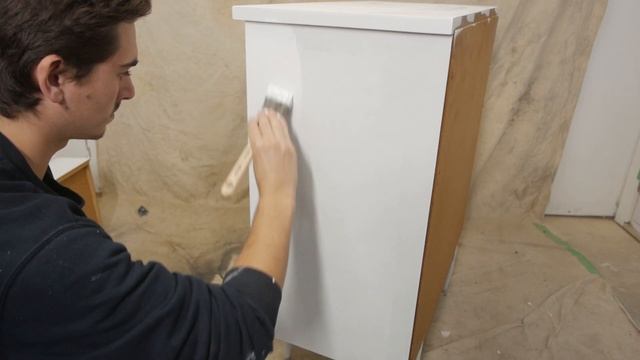 How to Paint Laminate Furniture | Black and White Edition смотреть онлайн