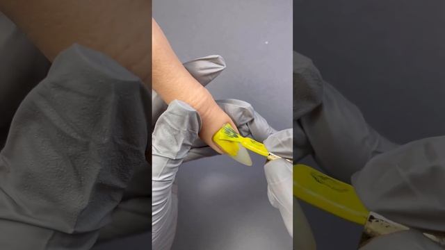 почему не просыхает гель-лак ? Видео с гель лаками @nailluxe.official из коллекции vip смотреть онлайн