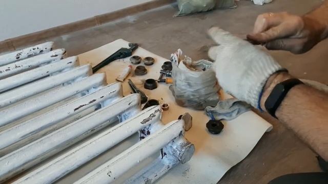 КАК ДОБАВИТЬ СЕКЦИИ К ЧУГУННОЙ БАТАРЕИ, СОБРАТЬ ЕЕ И ПРАВИЛЬНО ПОДКЛЮЧИТЬ. ПОДРОБНАЯ ИНСТРУКЦИЯ.