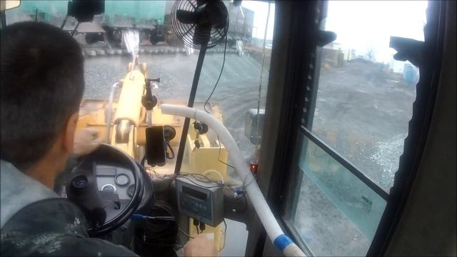 БИЗНЕС НА ФРОНТАЛЬНОМ ПОГРУЗЧИКЕ смотреть онлайн