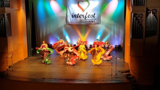 Цыганский танец "Саре Патря". Онлайн школа танцев "Экспромт". Онлайн обучение цыганскому танцу. смотреть онлайн