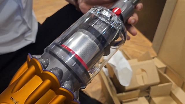 Dyson V12s Detect Slim Submarine™ wet and dry vacuum cleaner #DysonV12sDemo смотреть онлайн