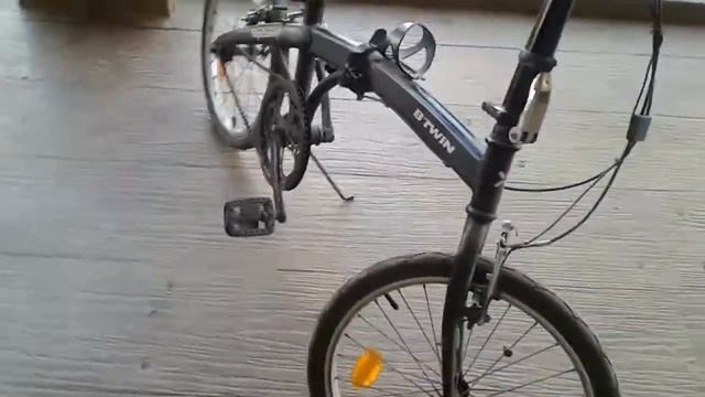 Btwin Hoptown bicycle 10yrs hence -Good happy biking made possible. . смотреть онлайн