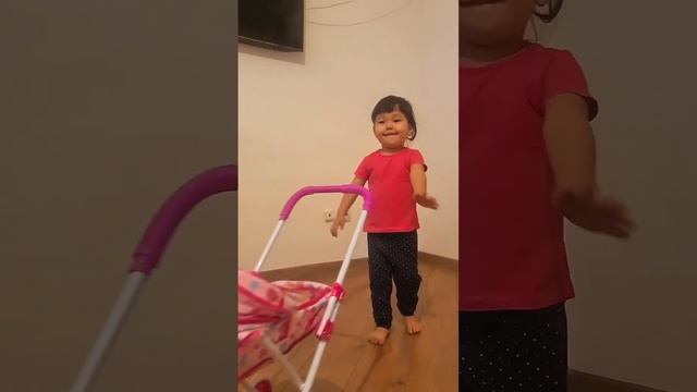 Детские игрушечные коляски для кукол # Baby toy strollers for dolls смотреть онлайн