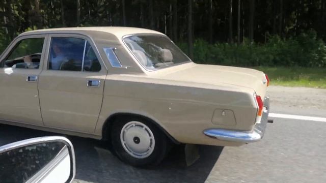 Волги едут на Родину /Нижний Новгород /Завод ГАЗ #shorts #volga смотреть онлайн