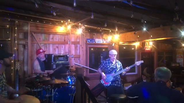 ROSSaCONN playing "Kpacha"/ Djembe, Drum solo, Cello, Bass, Guitar. смотреть онлайн