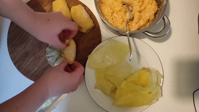 ГОЛУБЦЫ в СМЕТАННОМ СОУСЕ смотреть онлайн