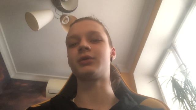 Первое видео, не знаю как по-другому назвать смотреть онлайн