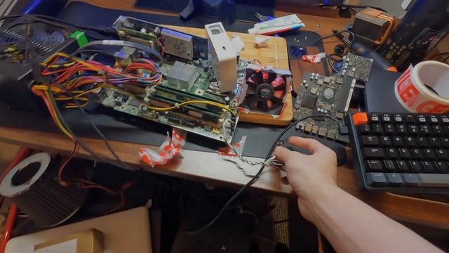 Laptop Cooler on Desktop PC... смотреть онлайн