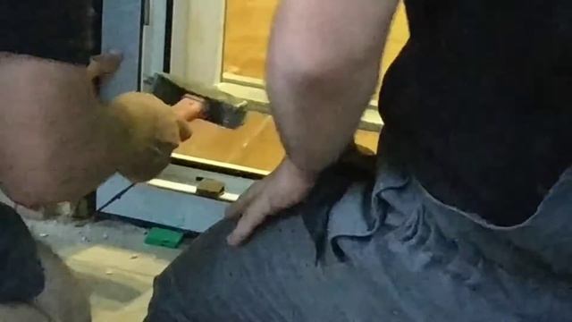 Двері Rehau в приватному будинку, Київ, колір червоний, склопакет тонований з сірими шпросами. смотреть онлайн