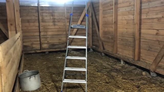 РАСПРОДАЕМ ЖИВОТНЫХ! РАЗБИРАЕМ ФЕРМУ! ЧТО ОСТАНЕТСЯ? ЖИЗНЬ ПРОСТЫХ ЛЮДЕЙ В ДЕРЕВНЕ! смотреть онлайн