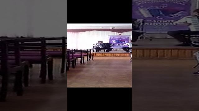 Жиро " Под небом Парижа" смотреть онлайн