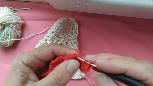 Как связать красивый узор крючком для шарфа-снуда. смотреть онлайн