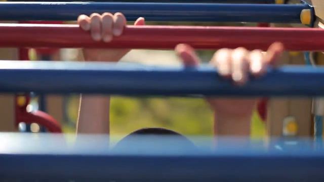 Страхование детей смотреть онлайн