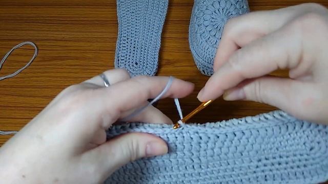 Тапочки сапожки крючком на войлочной подошве Crochet slippers смотреть онлайн