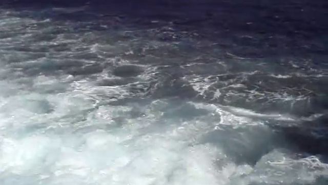 Море бушует смотреть онлайн