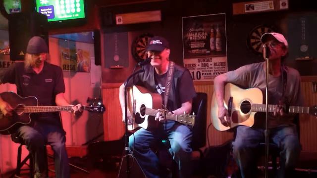 Acoustic Artform's Open Mic Night @ Griller's Pub (6-23-13) смотреть онлайн