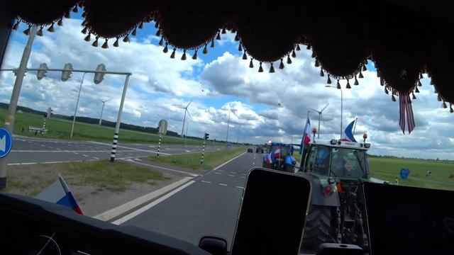 Как мы проводим время на фирме, работа в Норвегии смотреть онлайн