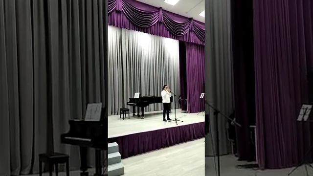 Абай "Желсіз түнде жарық ай". Елібаева Баян (10жас) өнер көрсетеді. смотреть онлайн