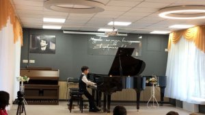 Бетховен - Шесть экосезов. Маир Гиголаев  9 лет