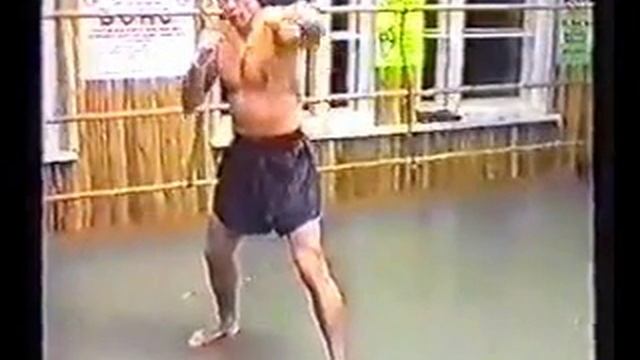 Стійки, переміщення, удари смотреть онлайн