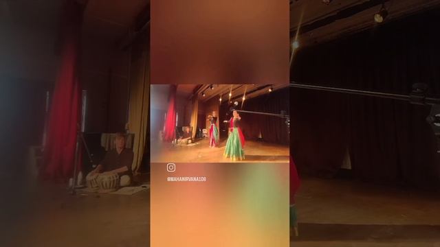 зал во время мастер классов по танцам смотреть онлайн