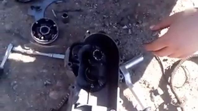 Посторонний шум в двигателе скутера 4т 139QMB смотреть онлайн