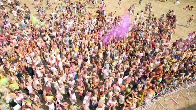 Фестиваль красок Холи в Украине смотреть онлайн