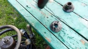 Ниссан ноут ,демонтаж гайки штока передних амортизаторов!!!!