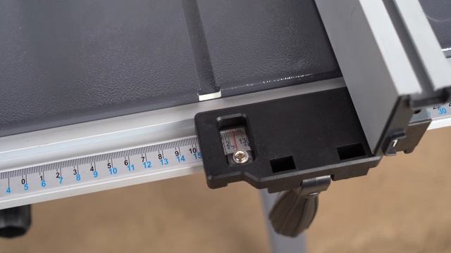 Распиловочный циркулярный станок по дереву Metal Master TSM-254 смотреть онлайн