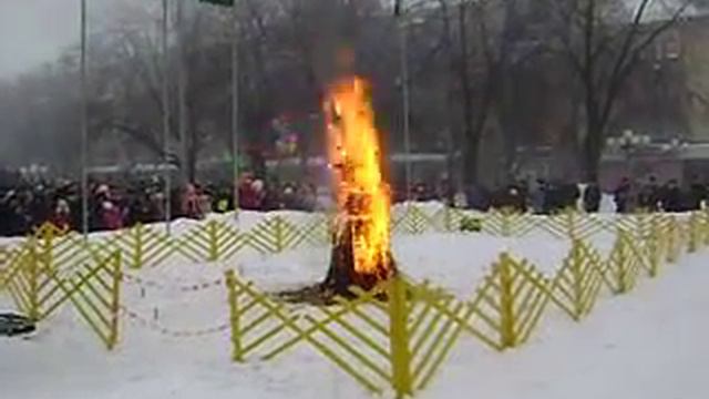 Масленица в ПОЛТАВЕ.AVI смотреть онлайн