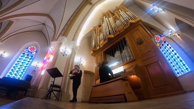 R. Schumann - "Ich will meine Seele tauchen", performed by A.Shilkloper (Horn), M.Vysotskaya (Organ смотреть онлайн