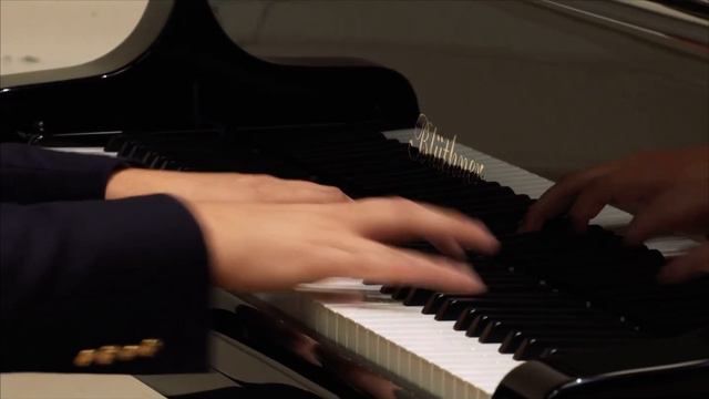 Martin James Bartlett, Rachmaninoff - Preludes, G-sharp Minor, Op. 32, No. 12 смотреть онлайн