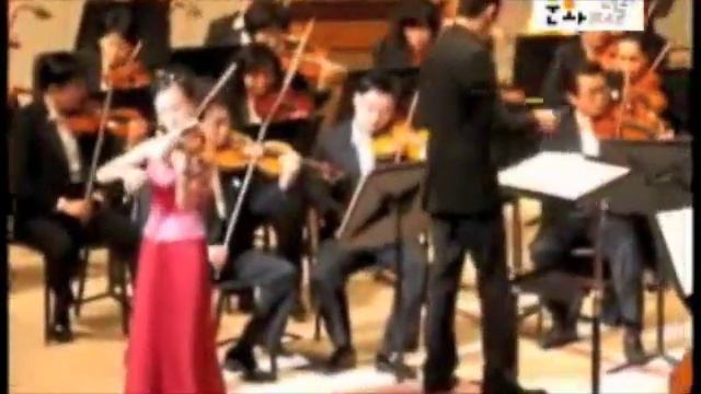 Susie Koh (고수지) 13 ~ Dmitri Shostakovich Violin Concerto no. 1 (exerpt) смотреть онлайн