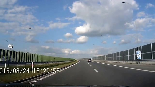 POLAND. Автострада – Autostrady А 4, еще один экодук смотреть онлайн